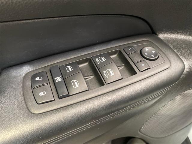 used 2022 Jeep Grand Cherokee car, priced at $25,490