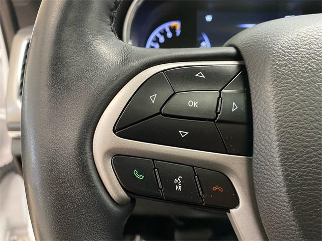 used 2022 Jeep Grand Cherokee car, priced at $25,490