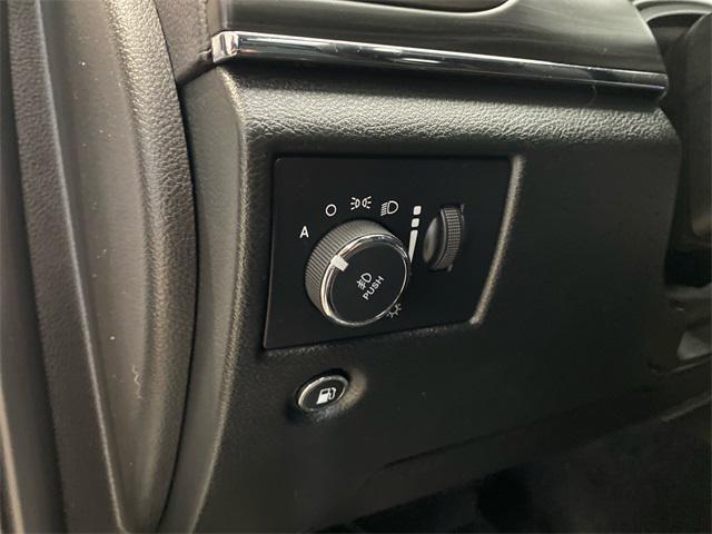 used 2022 Jeep Grand Cherokee car, priced at $25,490