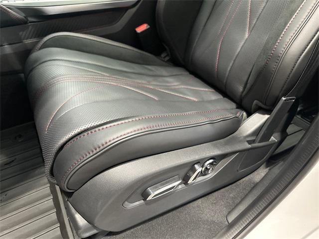 new 2026 Acura MDX car, priced at $77,800