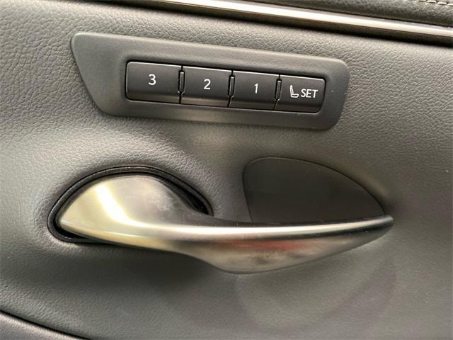 used 2019 Lexus ES 350 car, priced at $27,490