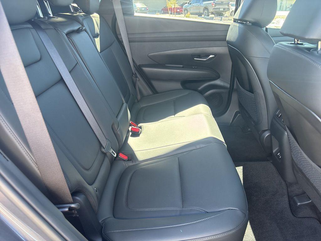 used 2025 Hyundai TUCSON Hybrid car, priced at $34,649