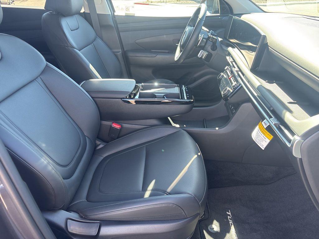 used 2025 Hyundai TUCSON Hybrid car, priced at $34,649