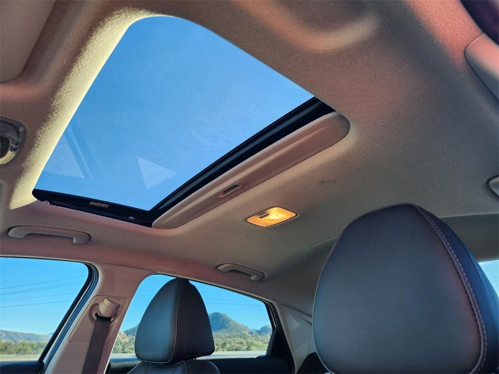 used 2024 Hyundai ELANTRA HEV car, priced at $22,922