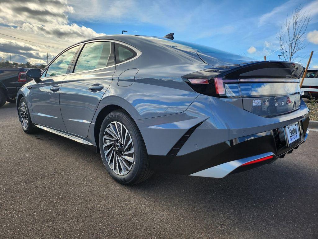 new 2026 Hyundai Sonata Hybrid car, priced at $36,578