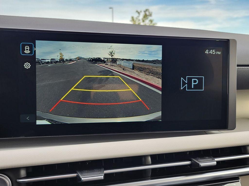 new 2026 Hyundai TUCSON Hybrid car, priced at $34,218