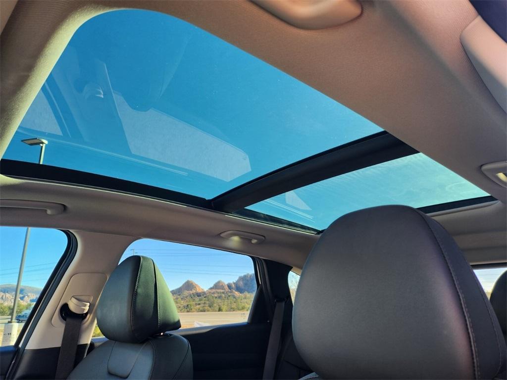 used 2025 Hyundai TUCSON Hybrid car, priced at $31,580