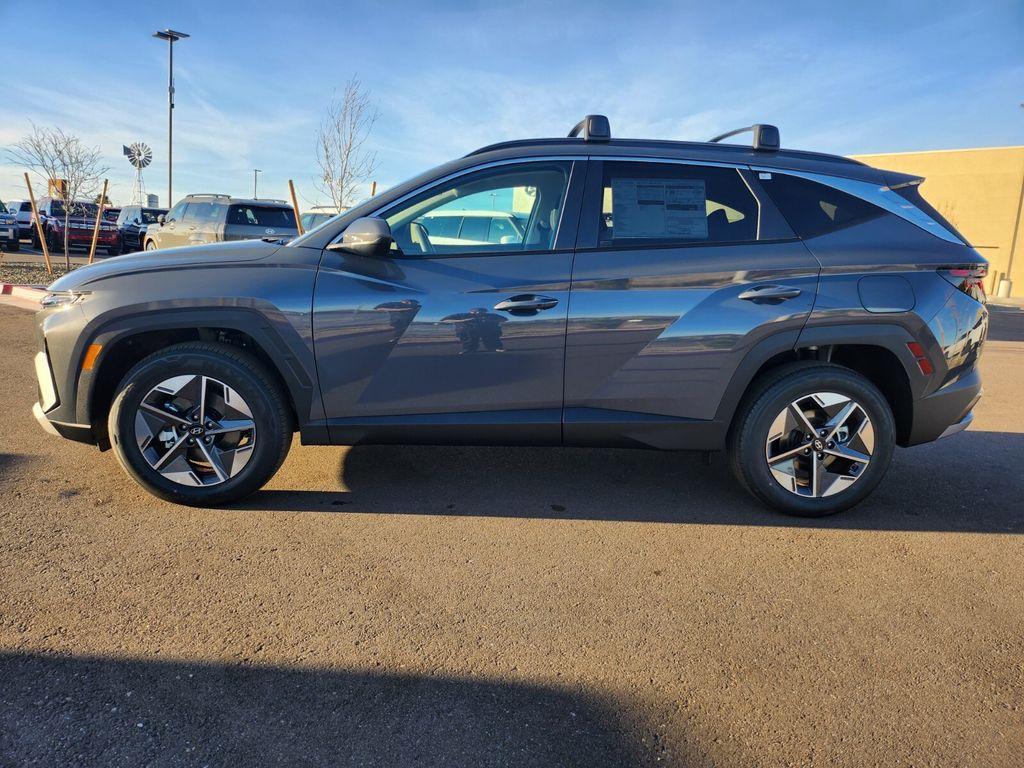 new 2026 Hyundai TUCSON Hybrid car, priced at $32,086