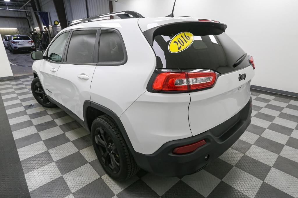 used 2016 Jeep Cherokee car, priced at $12,773