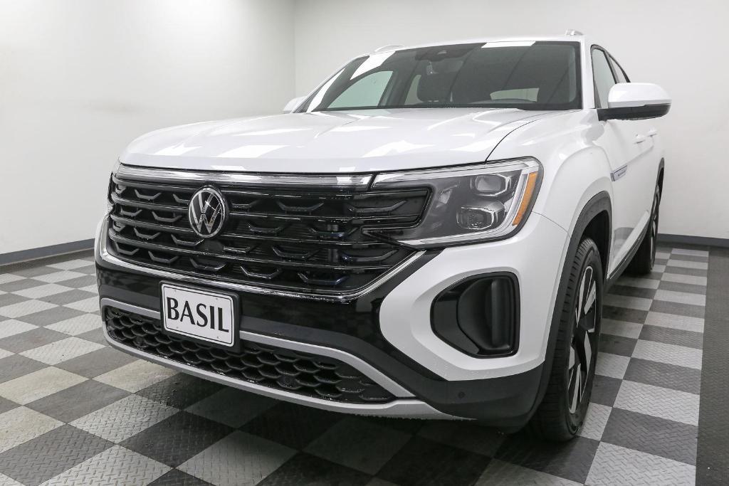 new 2026 Volkswagen Atlas Cross Sport car, priced at $44,952