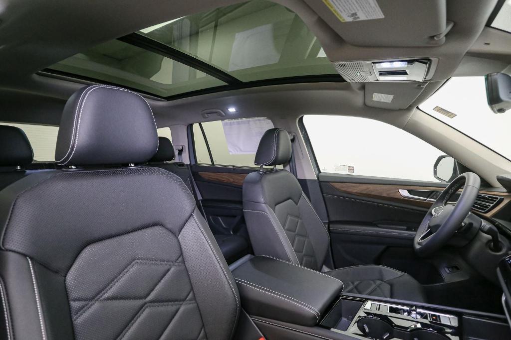 new 2026 Volkswagen Atlas car, priced at $45,148