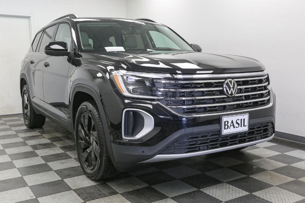 new 2026 Volkswagen Atlas car, priced at $45,148