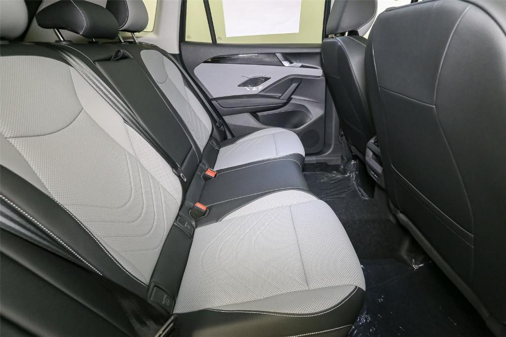 new 2025 Volkswagen Tiguan car, priced at $30,781