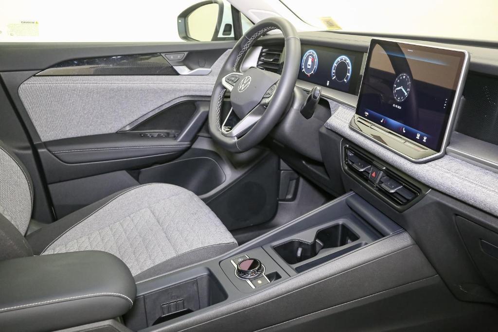 used 2025 Volkswagen Tiguan car, priced at $26,690