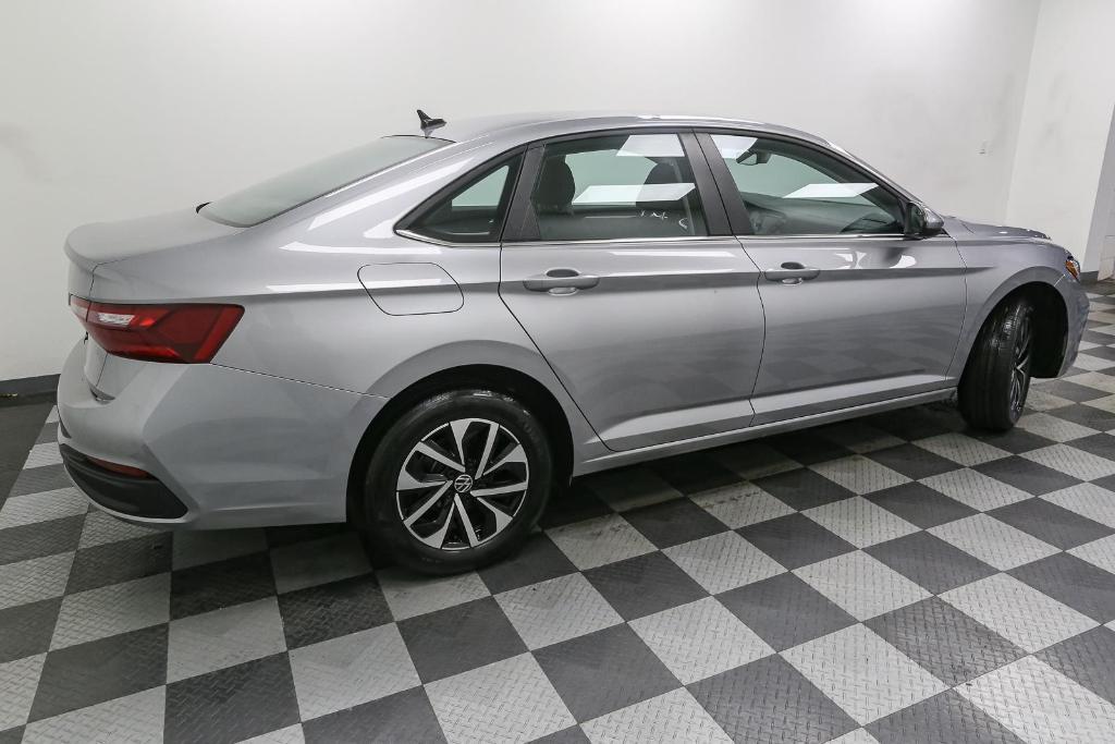 used 2022 Volkswagen Jetta car, priced at $18,325