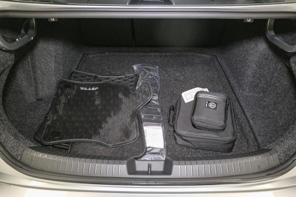 used 2022 Volkswagen Jetta car, priced at $18,325