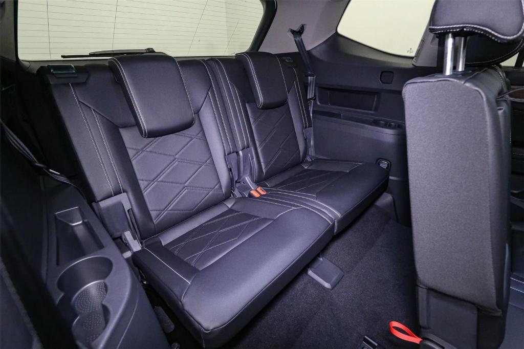 new 2026 Volkswagen Atlas car, priced at $46,749