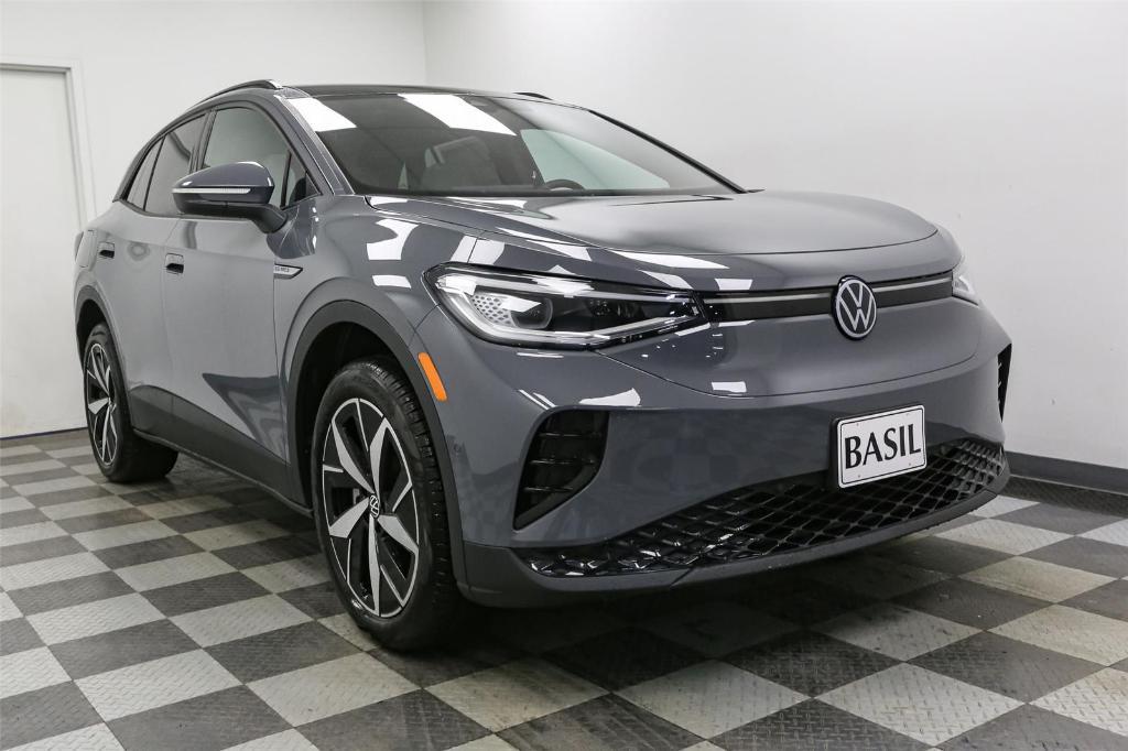 new 2025 Volkswagen ID.4 car, priced at $43,692