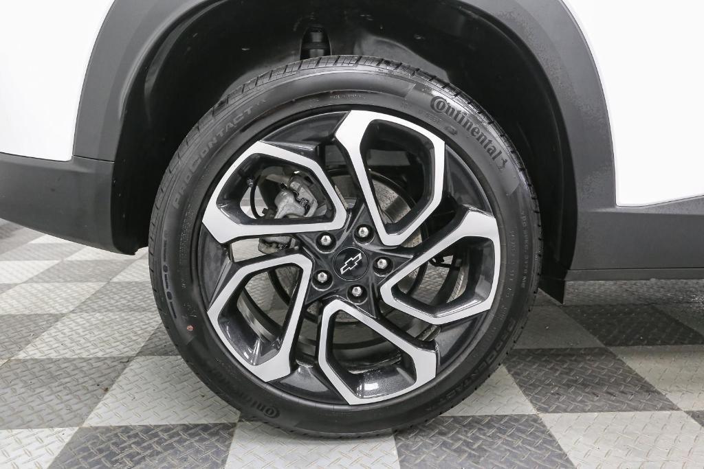 used 2025 Chevrolet Trax car, priced at $21,995
