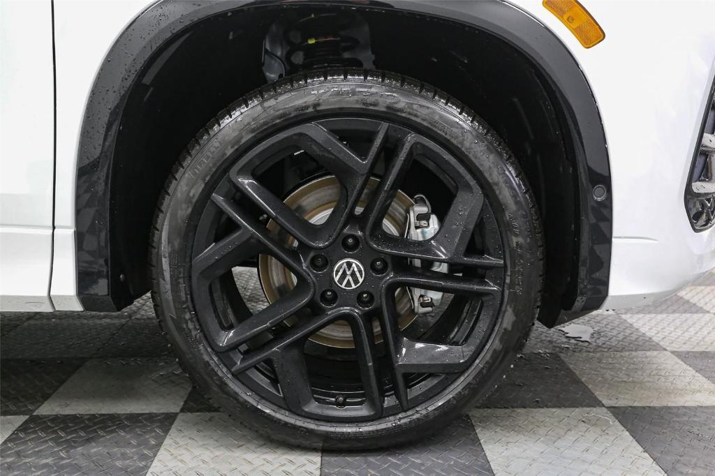 new 2026 Volkswagen Tiguan car, priced at $39,437