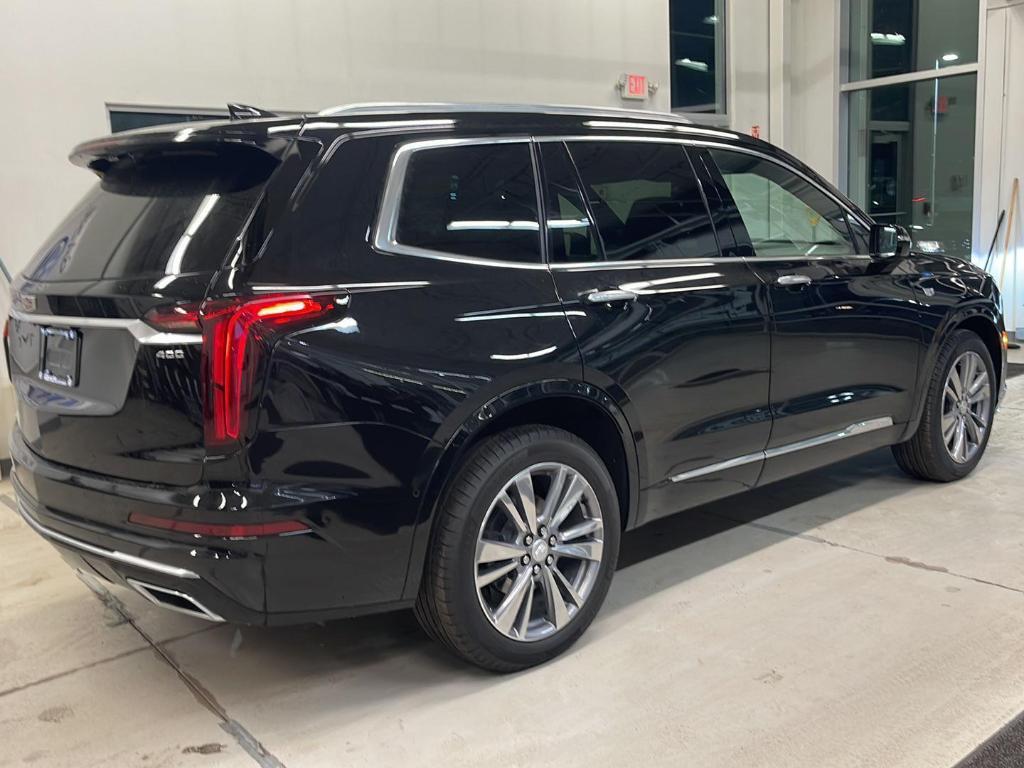 used 2024 Cadillac XT6 car, priced at $45,995