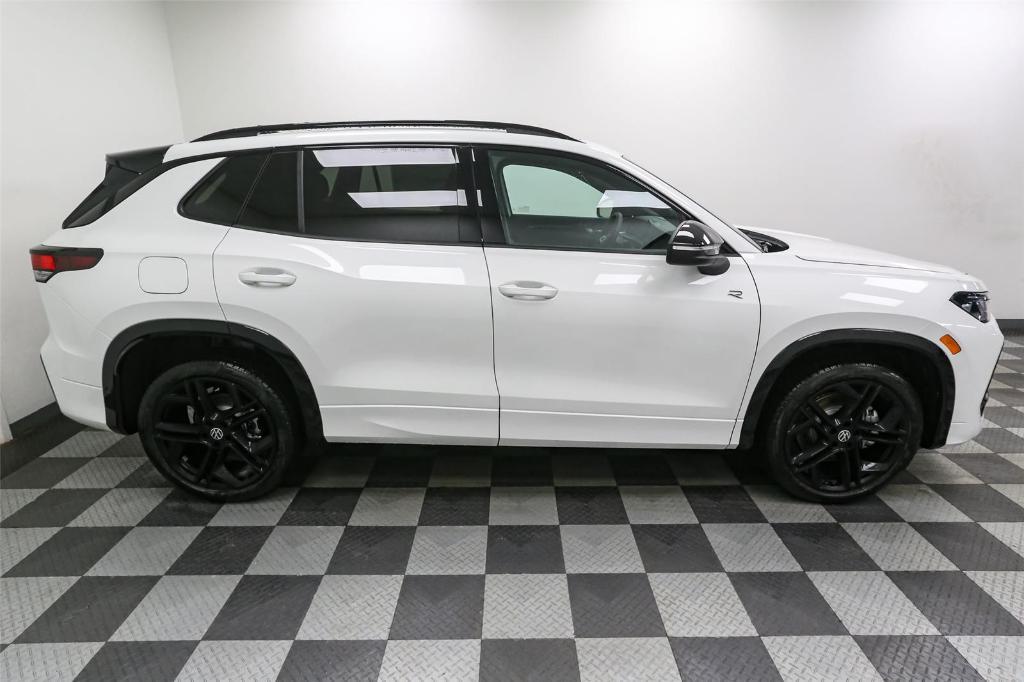 new 2026 Volkswagen Tiguan car, priced at $39,437