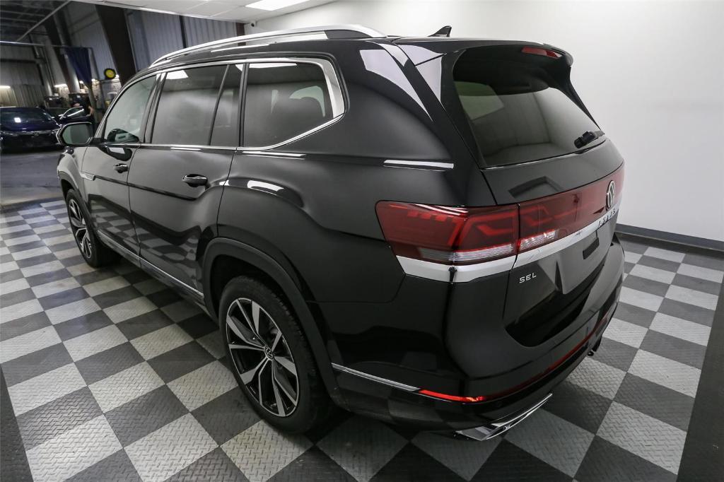 new 2026 Volkswagen Atlas car, priced at $52,663