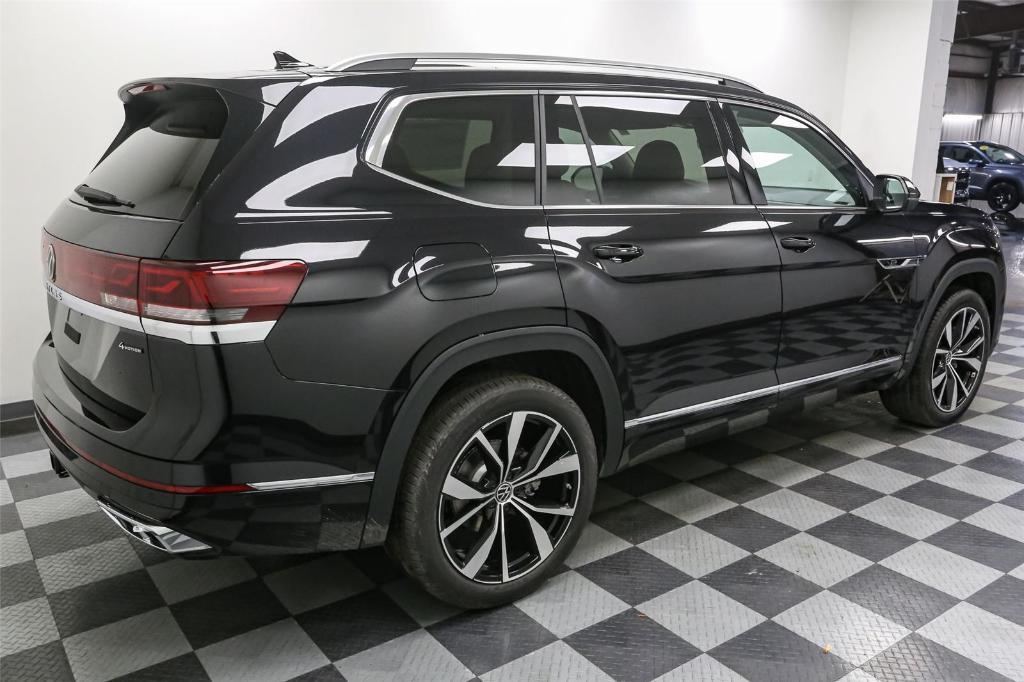 new 2026 Volkswagen Atlas car, priced at $52,663