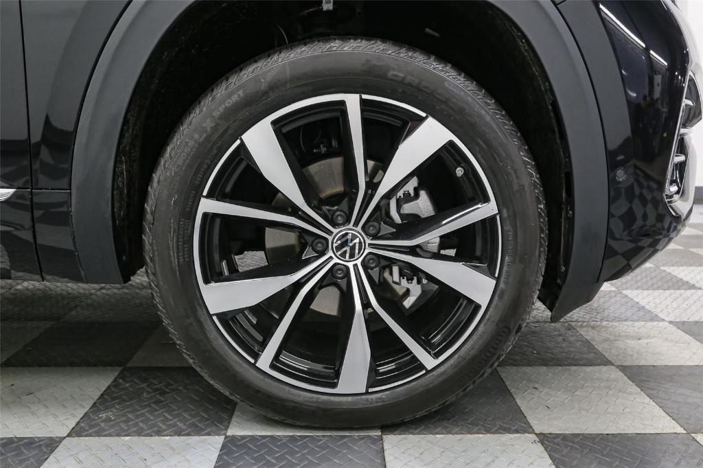 new 2026 Volkswagen Atlas car, priced at $52,663