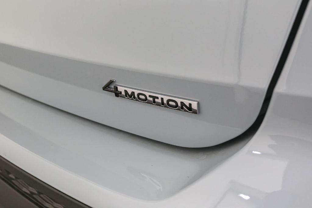new 2026 Volkswagen Taos car, priced at $33,369