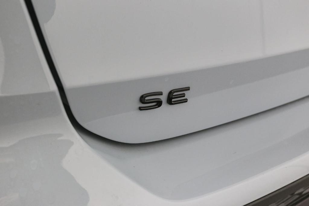 new 2026 Volkswagen Taos car, priced at $33,369