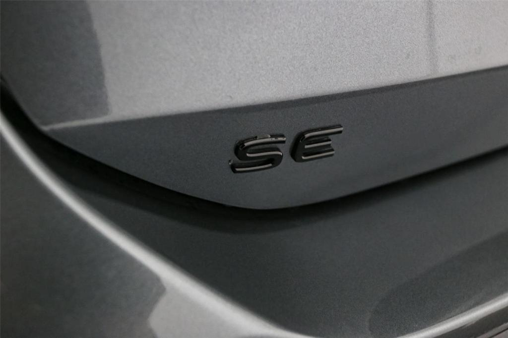 new 2026 Volkswagen Tiguan car, priced at $39,325