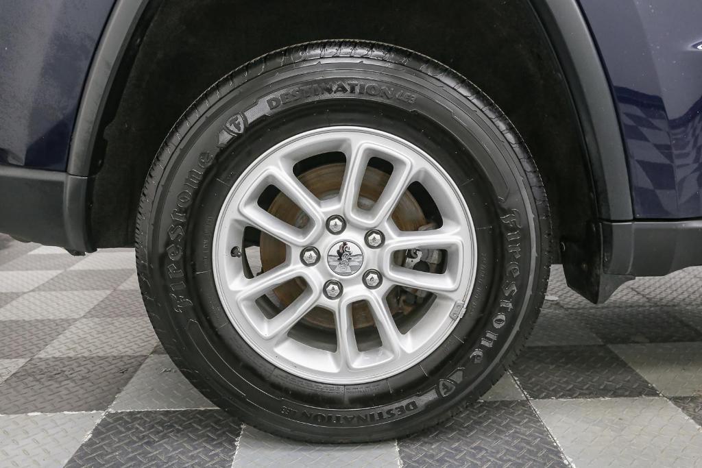 used 2018 Jeep Grand Cherokee car, priced at $15,995