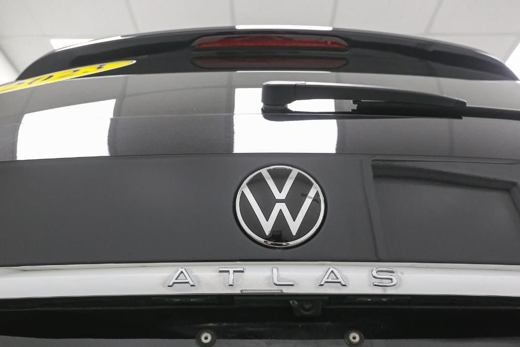 used 2023 Volkswagen Atlas car, priced at $30,225