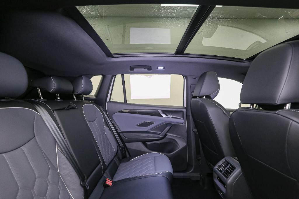 new 2026 Volkswagen Tiguan car, priced at $44,316