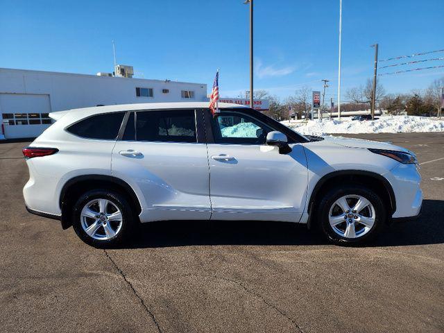 used 2023 Toyota Highlander car, priced at $33,699