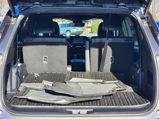 used 2022 Toyota Highlander car, priced at $37,630