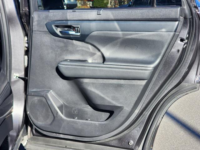 used 2022 Toyota Highlander car, priced at $37,630