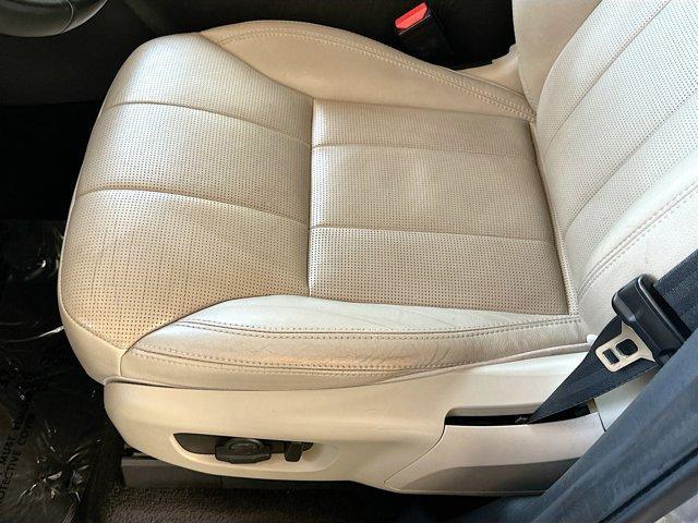 used 2019 Land Rover Discovery car, priced at $20,335