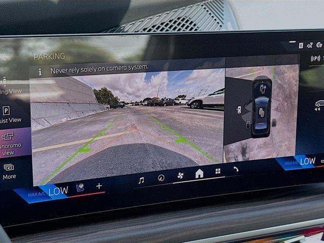 new 2025 BMW 760 car, priced at $129,735