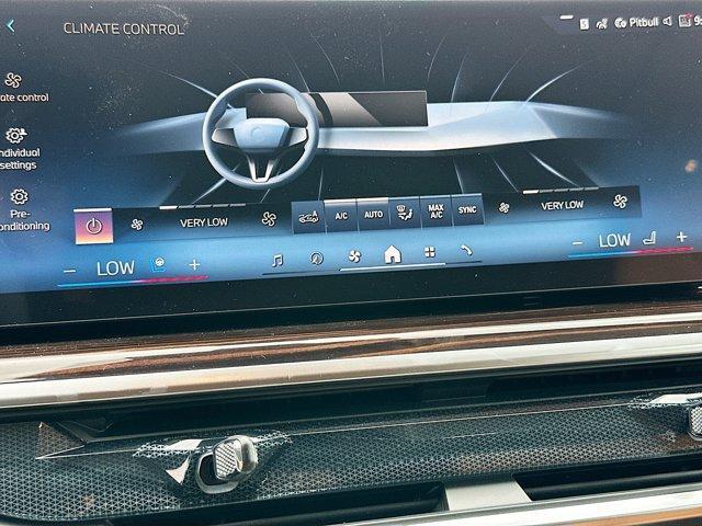 new 2026 BMW X7 car, priced at $97,030