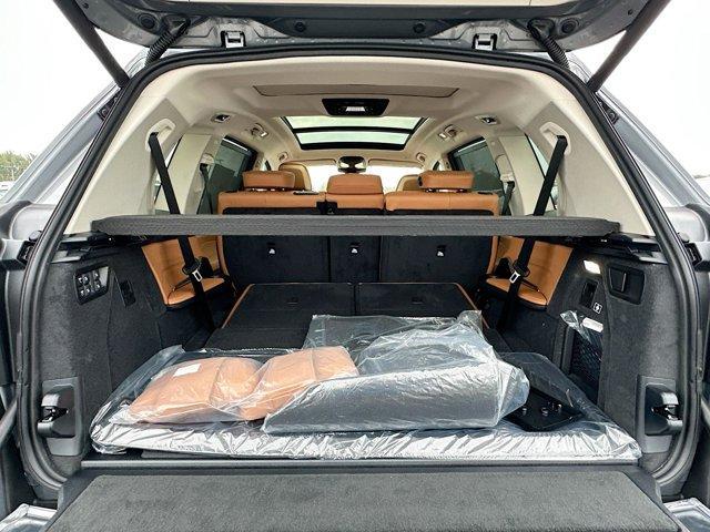 new 2026 BMW X7 car, priced at $97,030