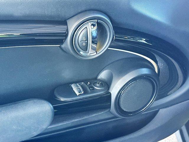 used 2023 MINI Hardtop car, priced at $21,500