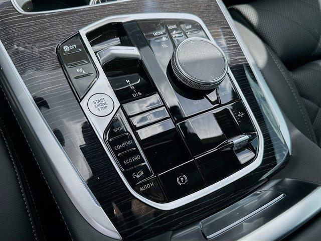 new 2026 BMW X7 car, priced at $99,930