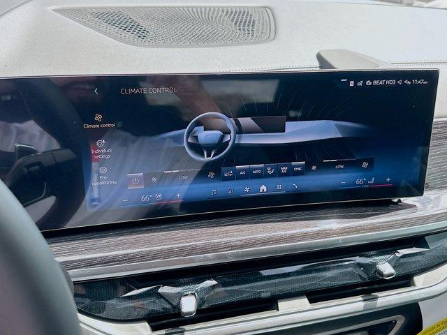 new 2026 BMW X7 car, priced at $99,930