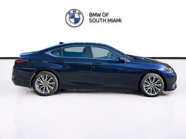 used 2019 Lexus ES 350 car, priced at $28,000
