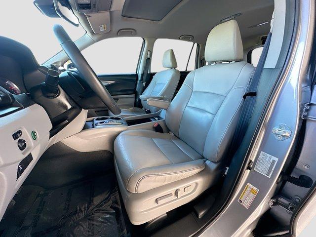 used 2022 Honda Pilot car, priced at $24,250