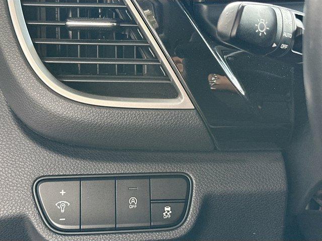 used 2025 Kia Seltos car, priced at $19,750