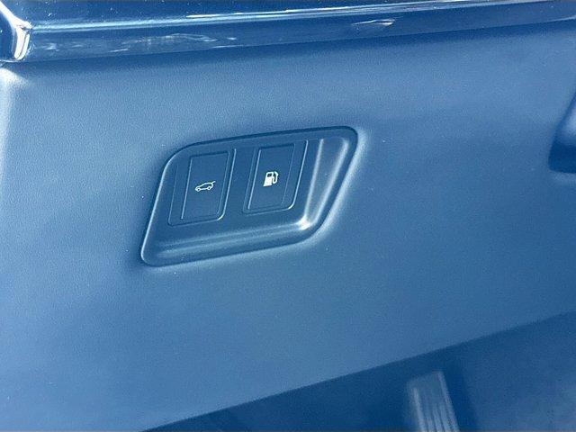 used 2025 Land Rover Range Rover Sport car