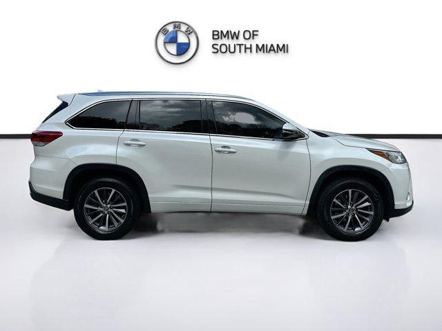 used 2018 Toyota Highlander car, priced at $22,750